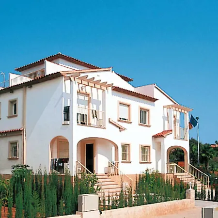 Holiday Casa Nova Κάλπε